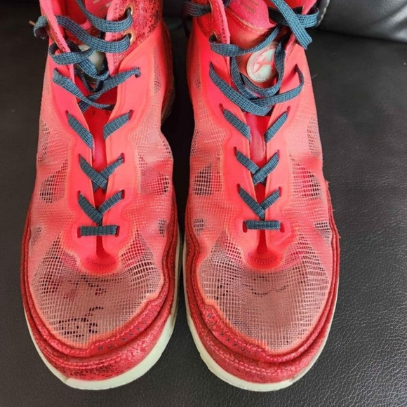 Jordan 37 Basketball shoes - Picture 6 of 8